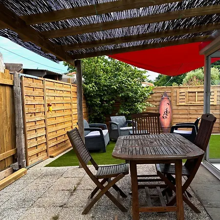 Studio Independant Avec Terrasse Et Jardin * Jard-sur-Mer